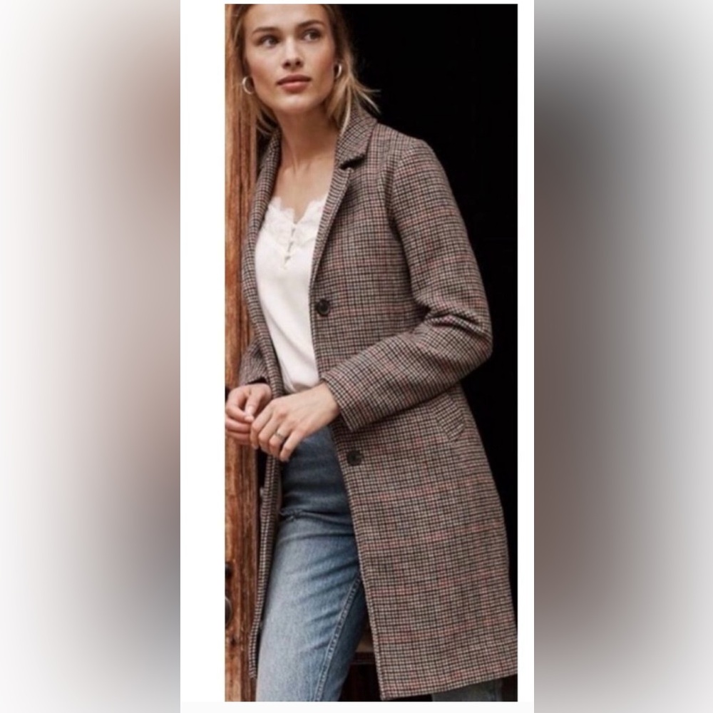 Abercrombie & Fitch Black and Beige Houndstooth Coat